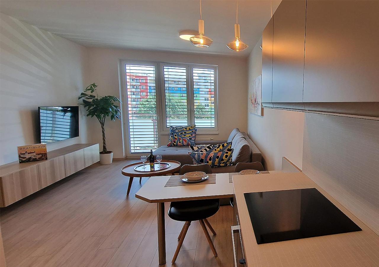 Luxury Grand Apartments By Bratislavatrip Εξωτερικό φωτογραφία